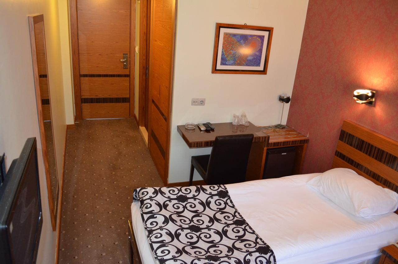 Atlas Otel 伯萨 外观 照片